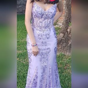 Prom  dresses